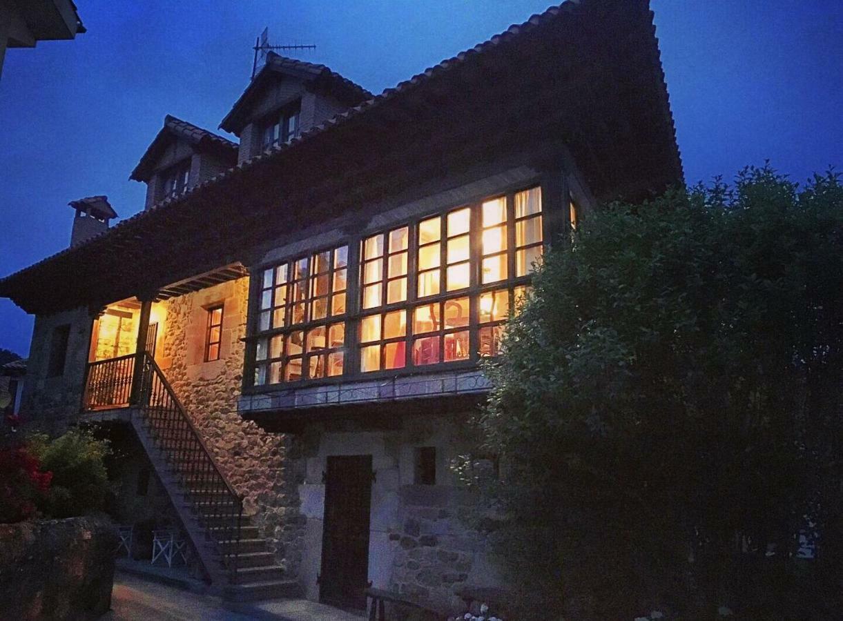 Apartamentos La Casona Ucieda Exterior foto